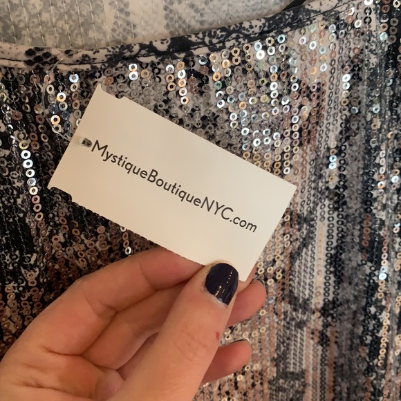 Body Con Sequin Adjustable Strap Dress - Picture 6 of 7